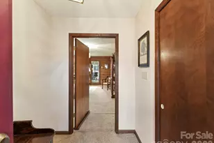 10803 Chestnut Hill Dr, Matthews, NC 28105 - Photo 3