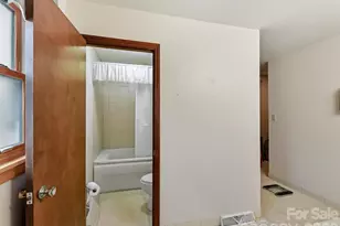 10803 Chestnut Hill Dr, Matthews, NC 28105 - Photo 17