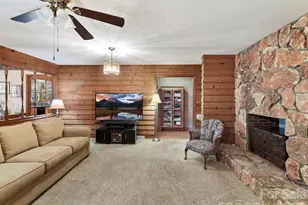 10803 Chestnut Hill Dr, Matthews, NC 28105 - Photo 9