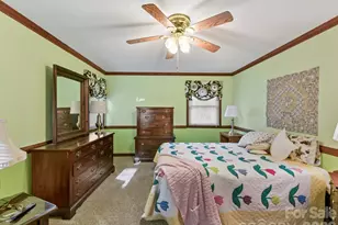 10803 Chestnut Hill Dr, Matthews, NC 28105 - Photo 19