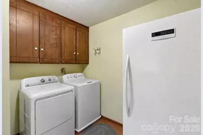 10803 Chestnut Hill Drive, Matthews, NC 28105 - Photo 23