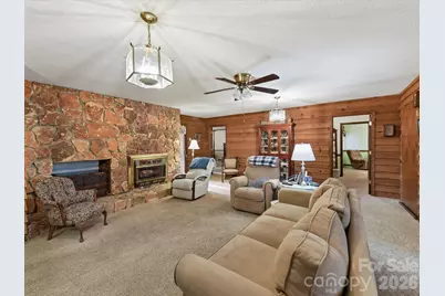 10803 Chestnut Hill Drive, Matthews, NC 28105 - Photo 7