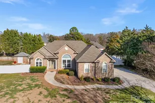 215 Thompson Ct, Indian Trail, NC 28079 - Photo 5