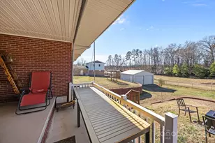 114 Valley Dr, Badin, NC 28009 - Photo 7