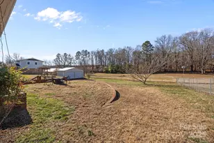 114 Valley Dr, Badin, NC 28009 - Photo 9
