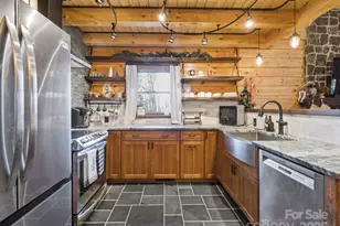 132 Grandview Dr, Rutherfordton, NC 28139 - Photo 9