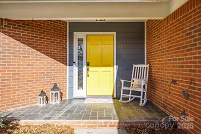 115 31st Avenue Court NE, Hickory, NC 28601 - Photo 3