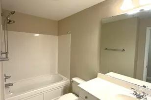 300 W 5th St, Charlotte, NC 28202 - Photo 11