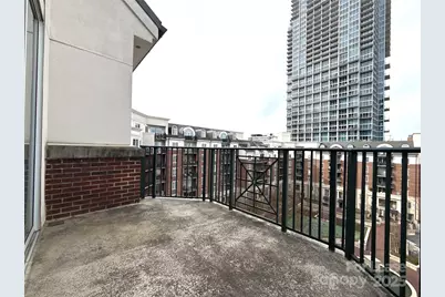 300 W 5th Street #706, Charlotte, NC 28202 - Photo 17
