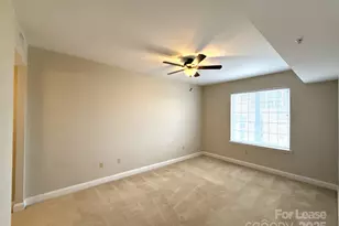 300 W 5th St, Charlotte, NC 28202 - Photo 9