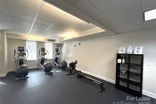 300 W 5th St, Charlotte, NC 28202 - Photo 25