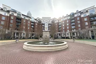 300 W 5th St, Charlotte, NC 28202 - Photo 31