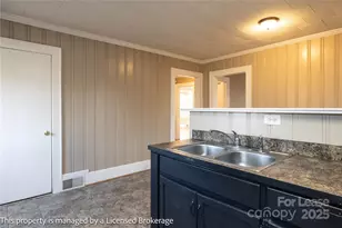 1420 Amhurst St, Albemarle, NC 28001 - Photo 13