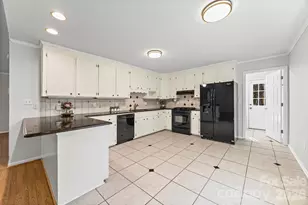 4375 Gentry Ln, York, SC 29745 - Photo 5