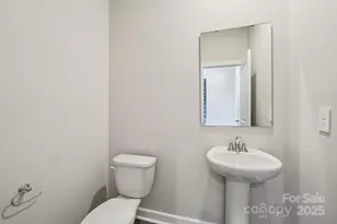 2073 Sunflower Cir, Newton, NC 28658 - Photo 17