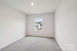 2073 Sunflower Cir, Newton, NC 28658 - Photo 21