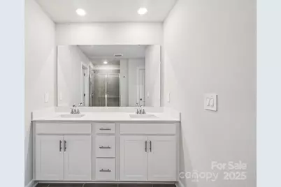 2073 Sunflower Circle, Newton, NC 28658 - Photo 15