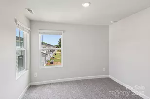 8120 Hidden Spgs Trl, Charlotte, NC 28216 - Photo 17