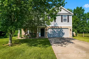 2909 Blueberry Dr, Monroe, NC 28110 - Photo 3