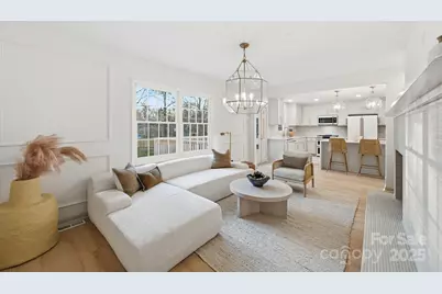 6300 Burlwood Road, Charlotte, NC 28211 - Photo 9