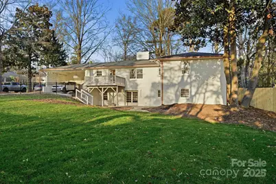 6300 Burlwood Road, Charlotte, NC 28211 - Photo 37