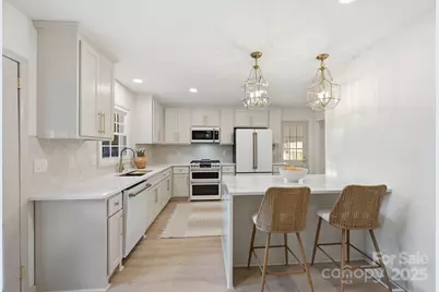 6300 Burlwood Road, Charlotte, NC 28211 - Photo 7