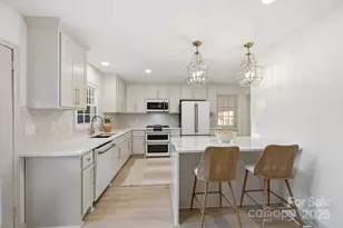 6300 Burlwood Rd, Charlotte, NC 28211 - Photo 7