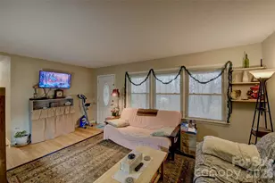 583 Deer Park Lake Rd, Spruce Pine, NC 28777 - Photo 15