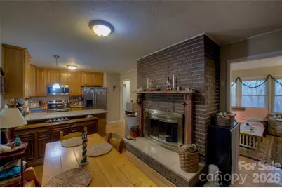 583 Deer Park Lake Road, Spruce Pine, NC 28777 - Photo 5