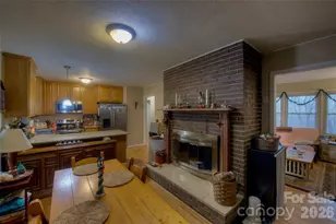583 Deer Park Lake Rd, Spruce Pine, NC 28777 - Photo 5