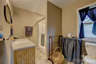 583 Deer Park Lake Rd, Spruce Pine, NC 28777 - Photo 11