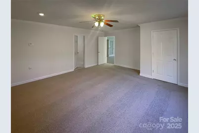 4202 Hounds Run Drive, Matthews, NC 28105 - Photo 17