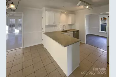 4202 Hounds Run Drive, Matthews, NC 28105 - Photo 7