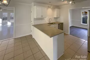 4202 Hounds Run Dr, Matthews, NC 28105 - Photo 7