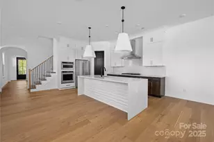 313 E Peterson Dr, Charlotte, NC 28217 - Photo 7