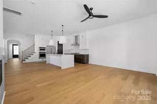 313 E Peterson Dr, Charlotte, NC 28217 - Photo 15