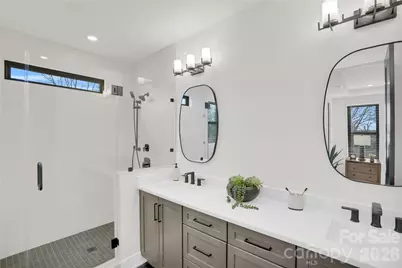 313 E Peterson Drive, Charlotte, NC 28217 - Photo 31