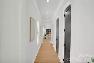 313 E Peterson Dr, Charlotte, NC 28217 - Photo 5