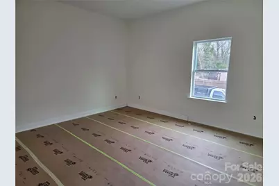 1820 N Hewitt Avenue, Newton, NC 28658 - Photo 7