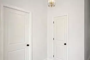 1820 N Hewitt Ave, Newton, NC 28658 - Photo 5