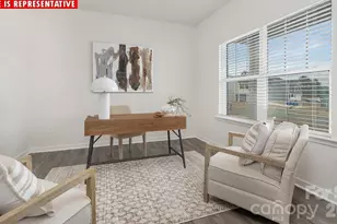 11312 Cardinal Crk Ave, Charlotte, NC 28215 - Photo 9