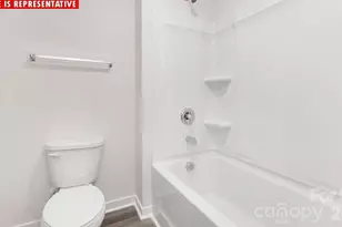 11312 Cardinal Crk Ave, Charlotte, NC 28215 - Photo 25