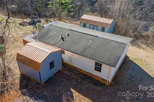 778 Smith Johnson Rd, Green Mountain, NC 28740 - Photo 5