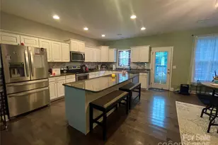 21 Par Dr, Granite Falls, NC 28630 - Photo 7