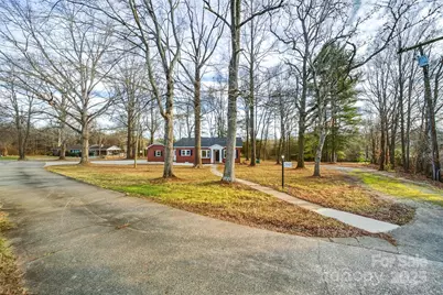 2048 Quiet Lane, Hickory, NC 28602 - Photo 27