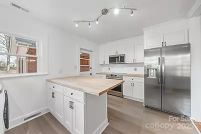 2048 Quiet Lane, Hickory, NC 28602 - Photo 13