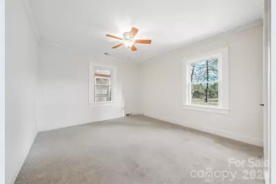 2048 Quiet Lane, Hickory, NC 28602 - Photo 17