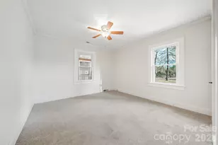 2048 Quiet Ln, Hickory, NC 28602 - Photo 17