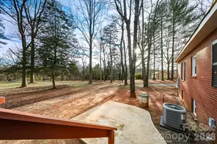 2048 Quiet Ln, Hickory, NC 28602 - Photo 29