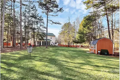 9106 Dogwood Ridge Drive, Charlotte, NC 28227 - Photo 5